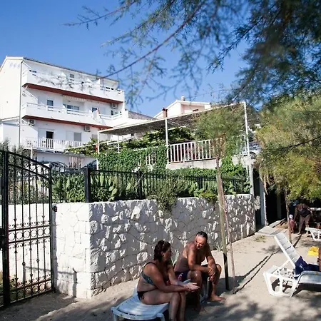 In With Sea View, Balcony, Air Conditioning, Wi-fi *
