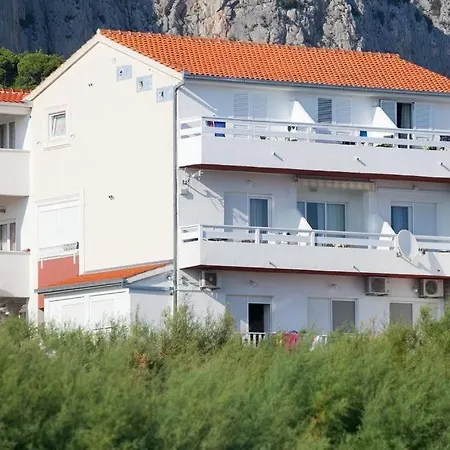 In With Sea View, Balcony, Air Conditioning, Wi-fi *